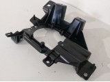 Bracket, RH